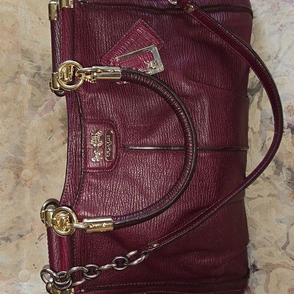 Coach Bag Pinnacle - Picture 2 of 14